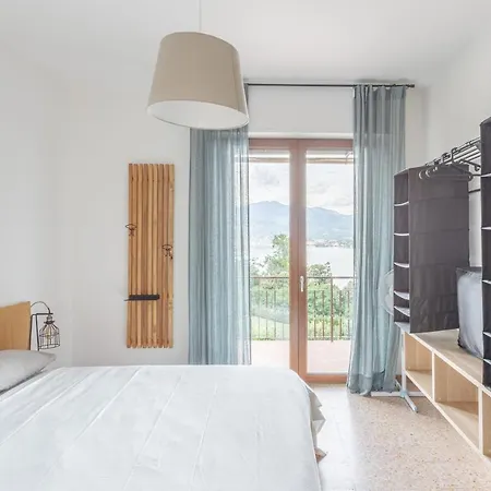 Casa Lilla - Lakeview Large With Garden Above Lejlighed *