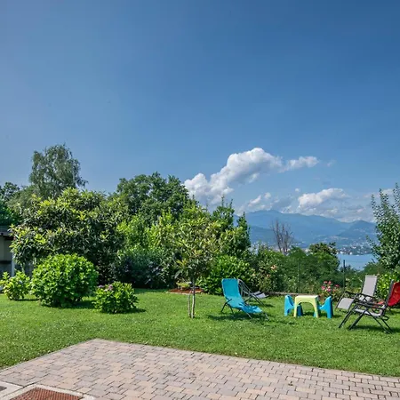 Casa Lilla - Lakeview Large With Garden Above Στρέσα