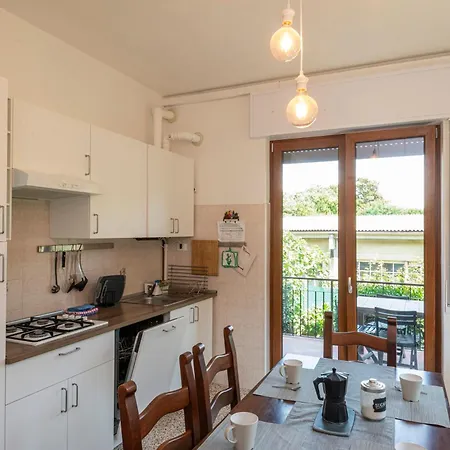 Casa Lilla - Lakeview Large With Garden Above Apartment Stresa