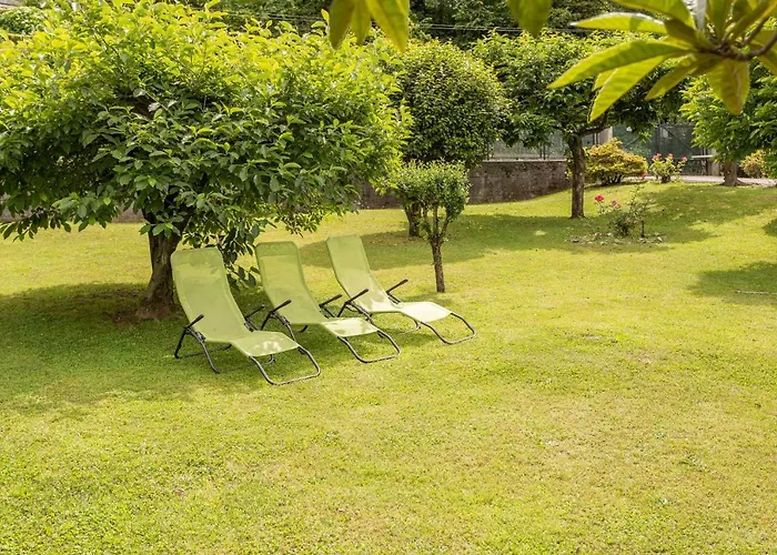 Casa Lilla - Lakeview Large With Garden Above